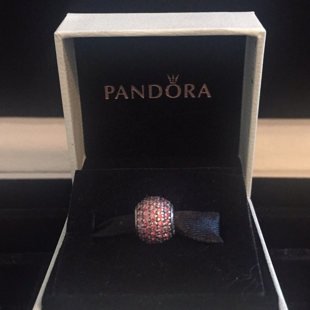 SOLD✨ Pandora Pink Pave